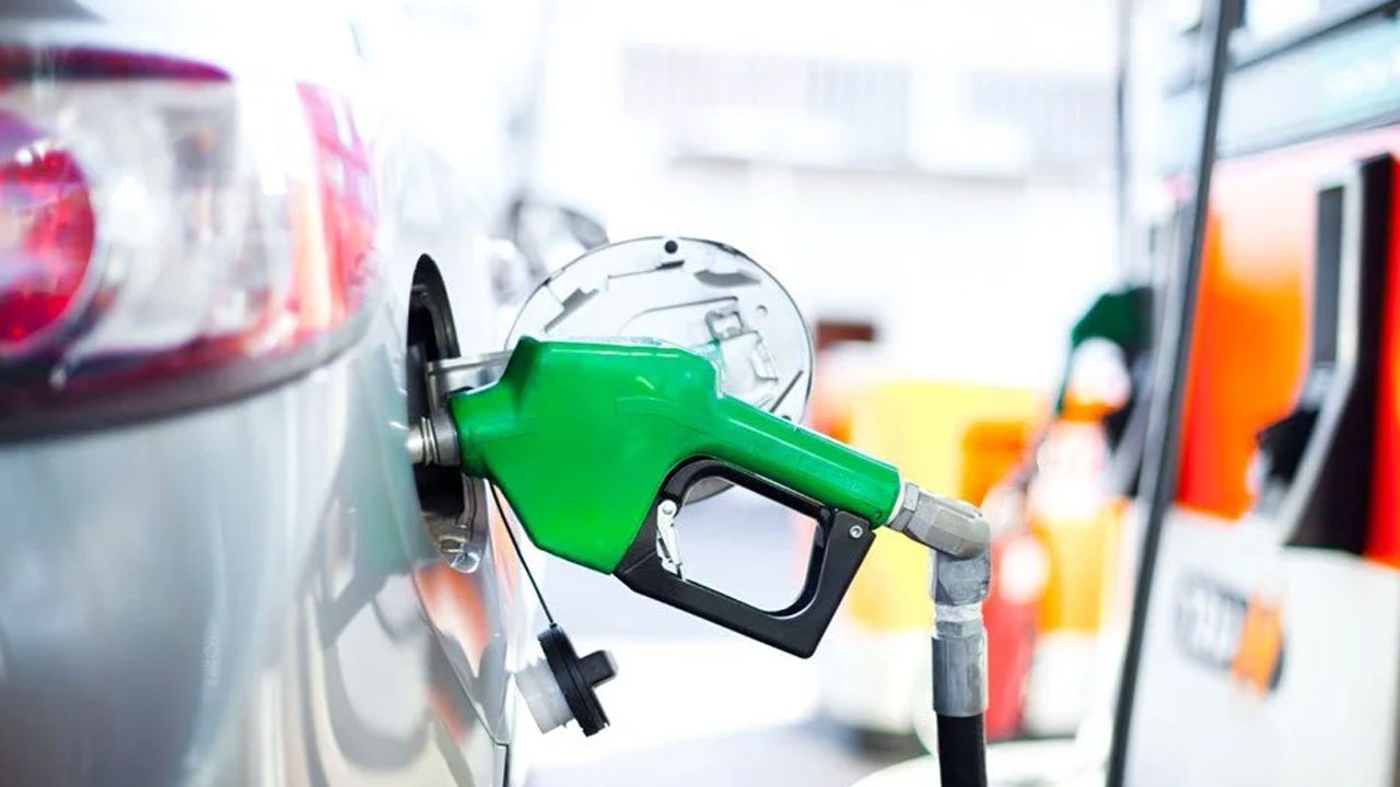 Benzin Fiyatlarına Yeni Zam Geliyor: İşte Güncel Akaryakıt Fiyatları!
