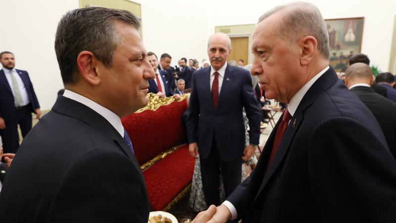 Cumhurbaşkanı Erdoğan ile CHP lideri Özgür Özel Görüşmesi