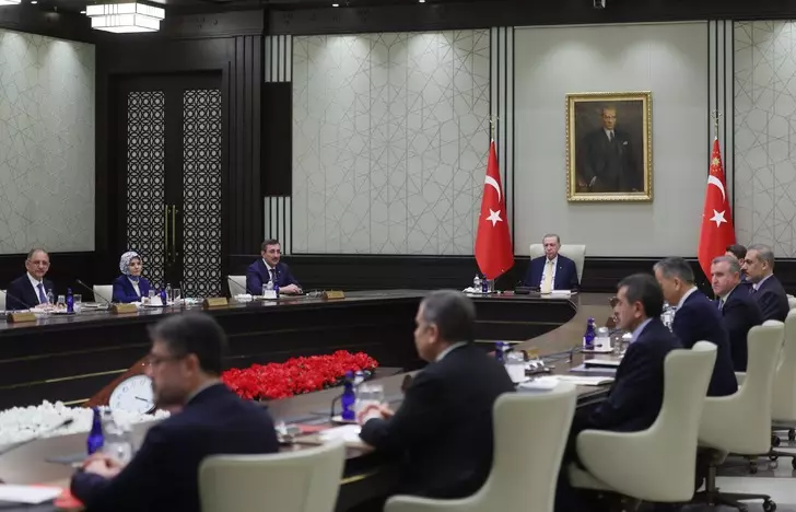 Cumhurbaşkanı Erdoğan'ın Toplantı Sonrası Açıkladığı Yeni Kararlar
