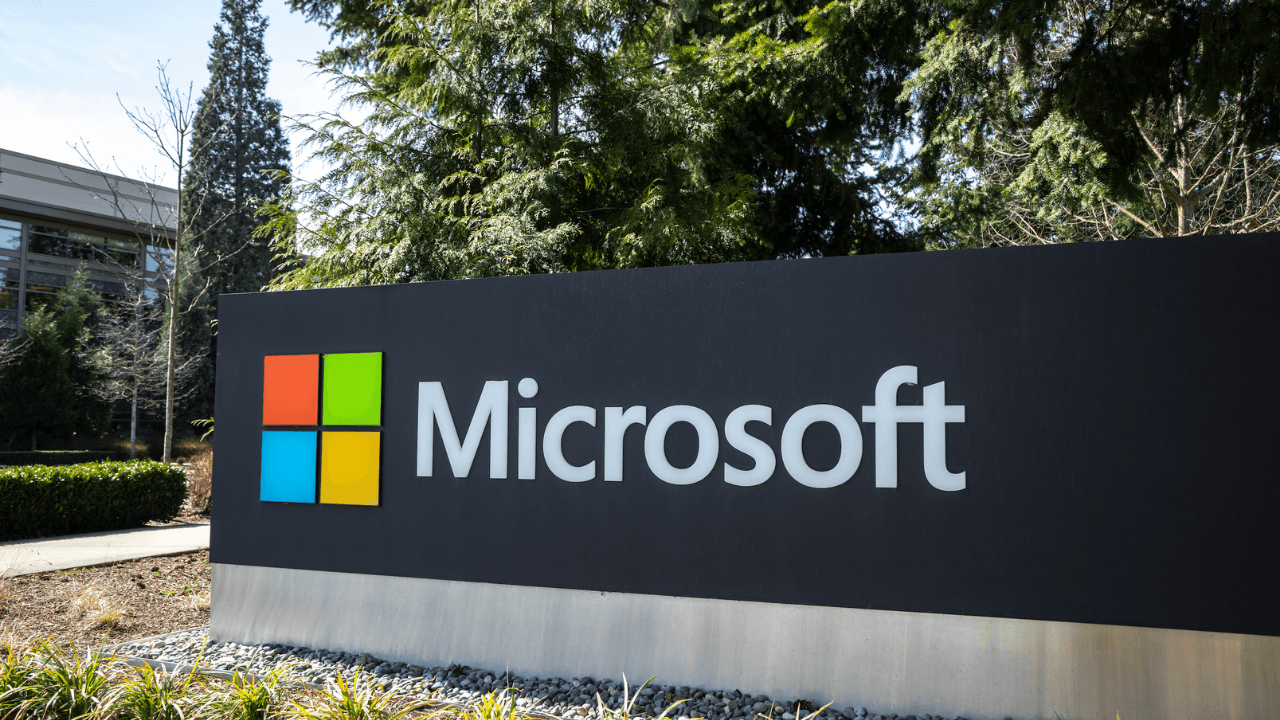 Microsoft'un Yapay Zeka Şirketi G42'ya 1,5 Milyar Dolar Yatırımı