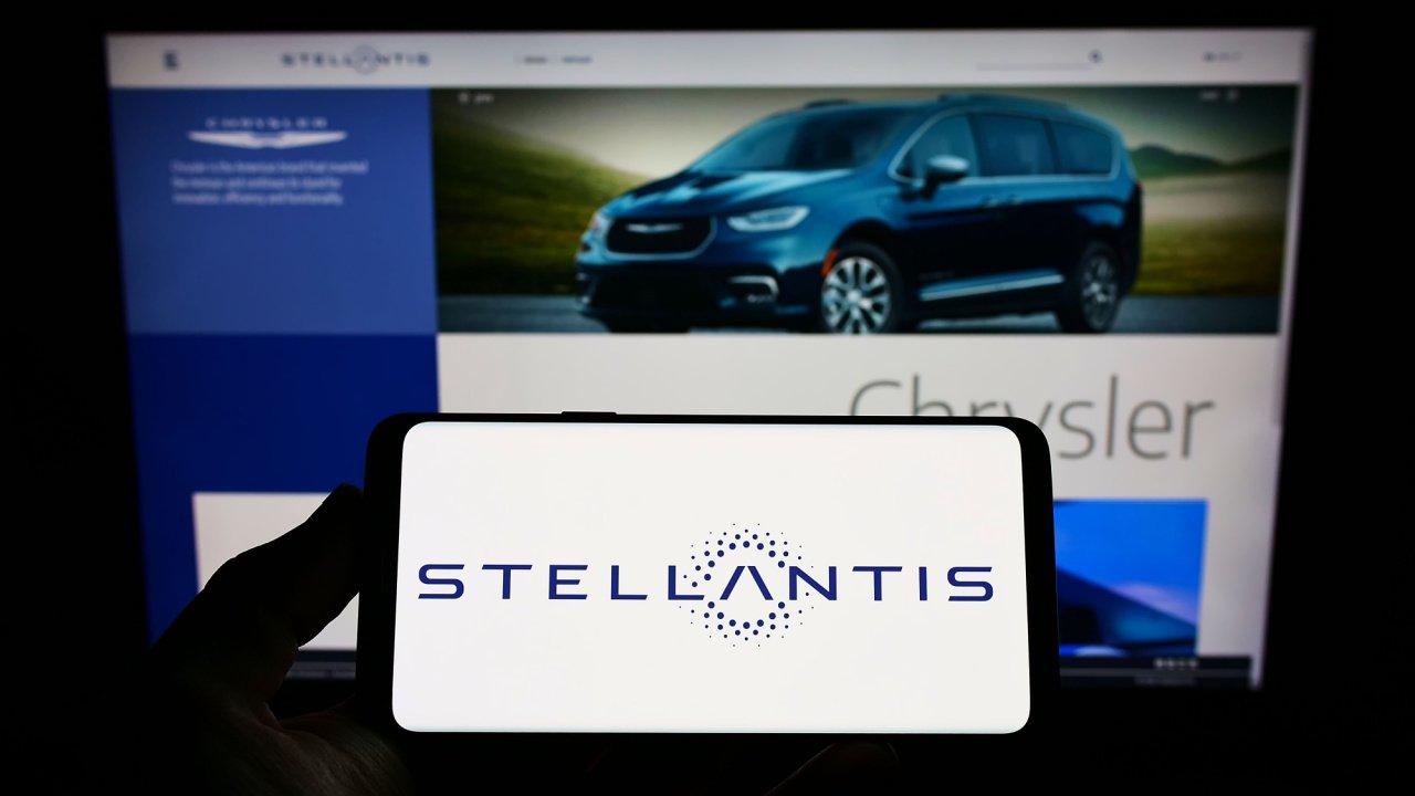 Stellantis ve Samsung SDI, 3,2 milyar dolarlık yatırımla batarya fabrikası kuracak