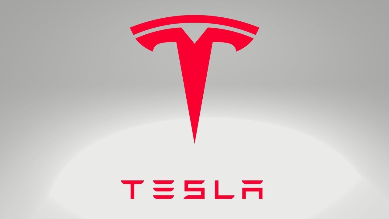 Tesla'nın Neredeyse 15 Bin Çalışanını İşten Çıkaracağı İddiaları