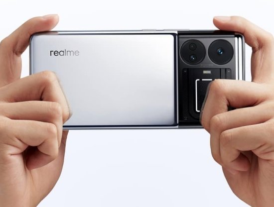 En yeni Realme GT5 sızıntısı farklı bir kamera sisteminin işaretini veriyor