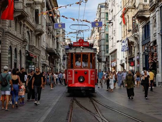 İstanbul'un O Caddesinde Tarihi Değişim! İBB O Tramvayları Kaldırıyor