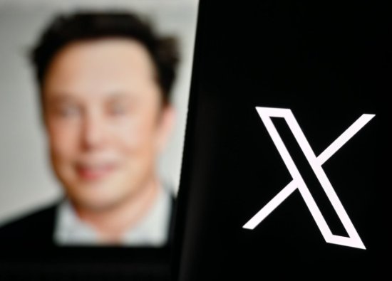 Elon Musk, X’te beğeni ve repost sayılarını kaldırabileceklerini söyledi