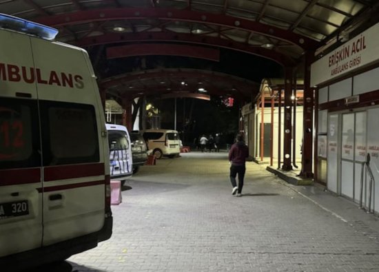 Konak'ta Kan Donduran Bir Gün: Kavgadan Hastaneye Uzanan Şiddet Zinciri
