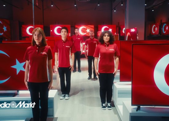 MediaMarkt, Cumhuriyet’in 100. Yılı şerefine Ceza ile özel reklam filmi yayınladı