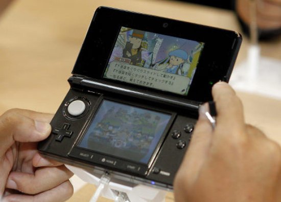 Nintendo 3DS ve Wii U’nun çevrimiçi servislerinin fişini çekiyor