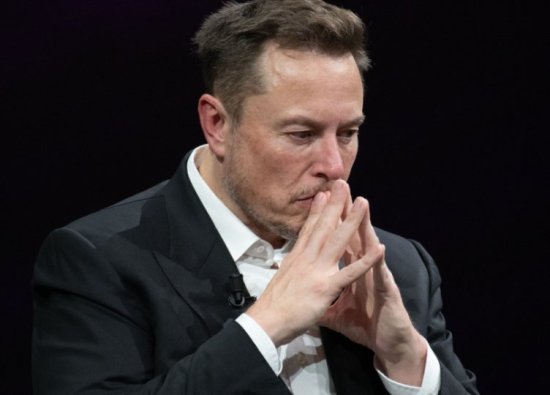 SEC, Elon Musk'ı Twitter hisse alımıyla ilgili ifade vermeye zorluyor