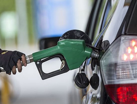 Akaryakıt Fiyatlarına Yeni Ayar: Benzin ve Motorine Zam, Otogaza İndirim