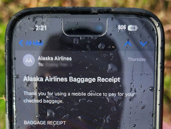 Boeing 737 MAX 9 Uçağından Düşen iPhone Nasıl Sağ Kalabildi?