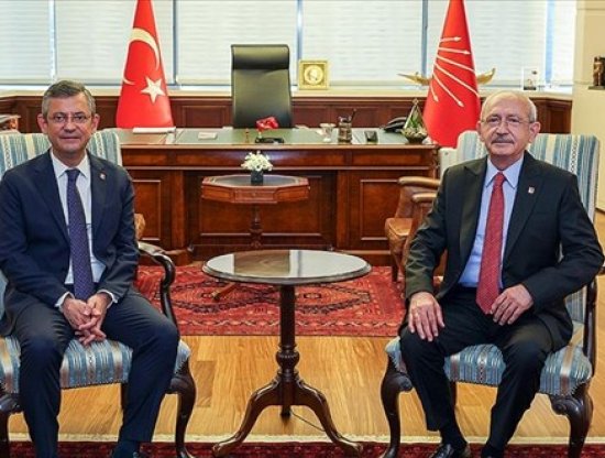 CHP Genel Başkanı Özel, Kılıçdaroğlu ile Bir Araya Geldi