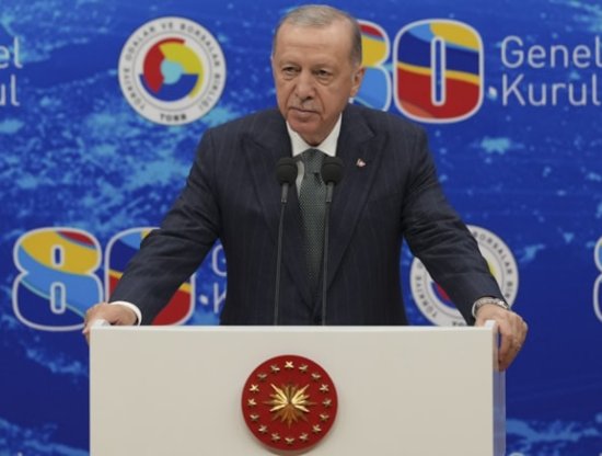 Cumhurbaşkanı Erdoğan: İstihdam kapısı olarak devlete yüklenilmesi vahim bir hata