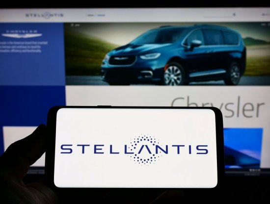 Stellantis ve Samsung SDI, 3,2 milyar dolarlık yatırımla batarya fabrikası kuracak
