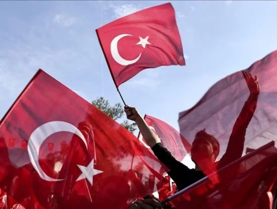Cumhuriyet'in 100. yılı tüm Türkiye'de kutlanıyor!