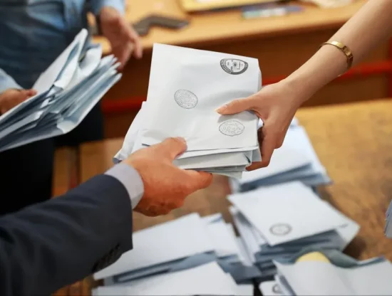Seçim Tartışmaları Sürerken YSK, 4 Belediye İçin Karar Verdi
